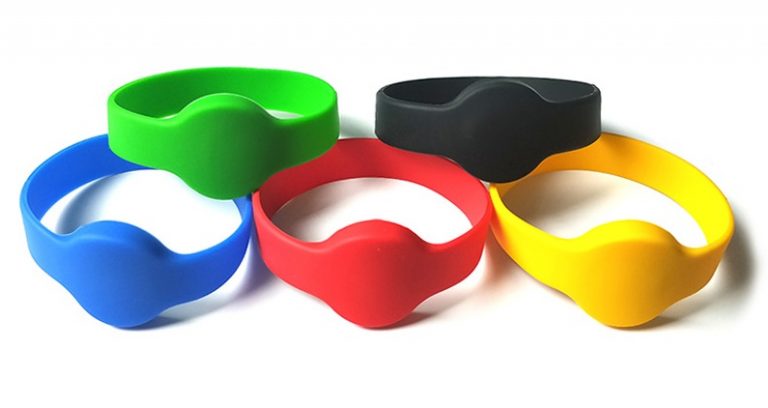 What is RFID Wristband and what they are use for? - Huawang